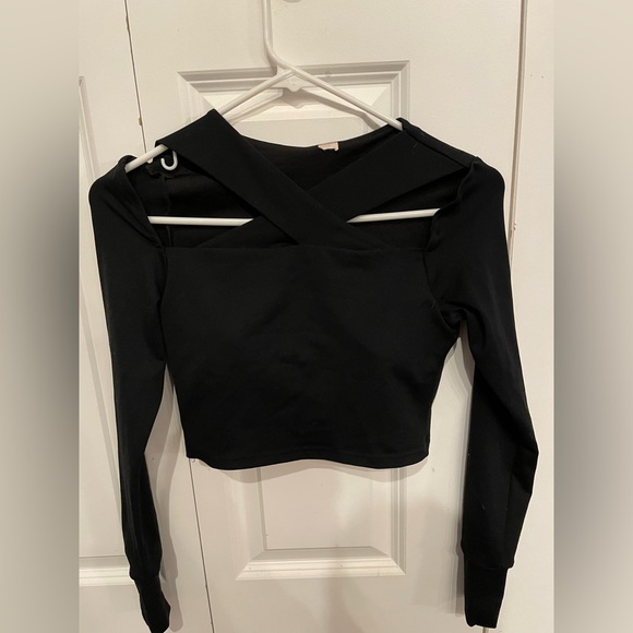 Sports bra chopped top - Picture 2 of 6